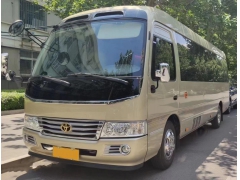 北京租车，北京17座考斯特租一天多少钱